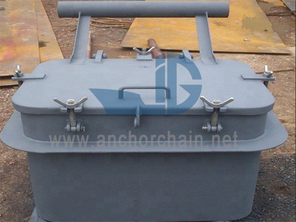Lukedeksel for Suez Canal Light