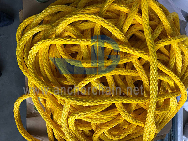 Blandet tau av polyester og polypropylen